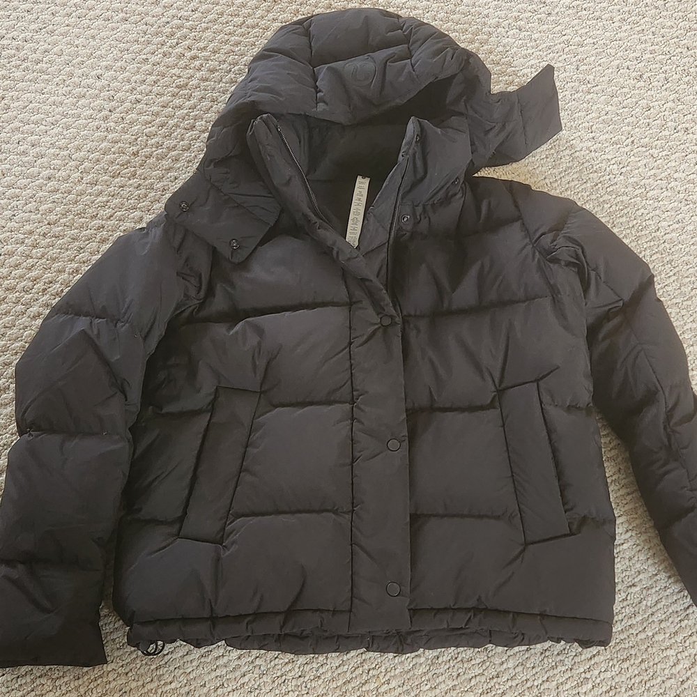 Lululemon Wunder Puff Down Jacket